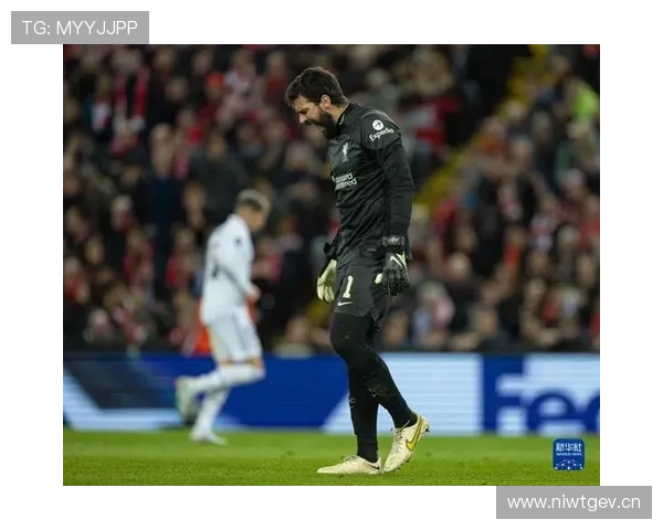 维尼修斯:从“快乐足球”到欧冠决赛英雄的生涯阶段与比赛表现解析