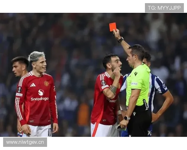 布鲁诺越强曼联越依赖:优势或隐患已对球队稳定性及长期竞争力构成考验 布鲁诺越强曼联越依赖:优势或隐患已对球队稳定性及长期竞争力构成考验