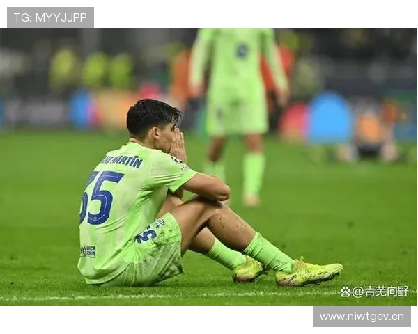 巴萨边路利用效率低下,进攻短板逐步显现 巴萨边路利用效率低下,进攻短板逐步显现