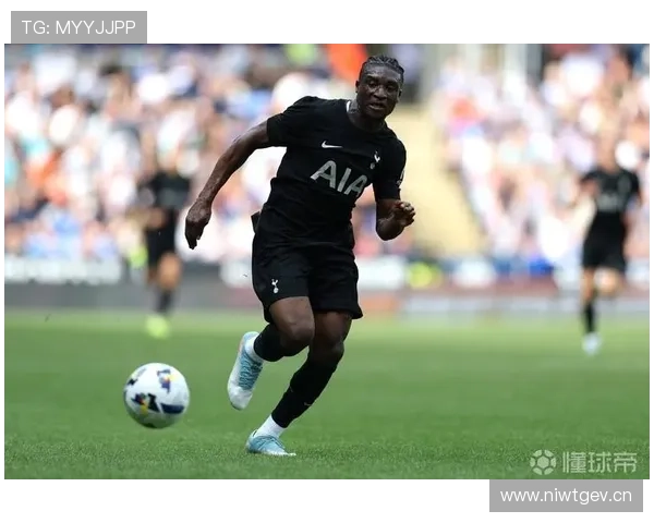 热刺之谜：内部裂痕撕碎争冠梦，战术摇摆已成“豪门”致命伤！