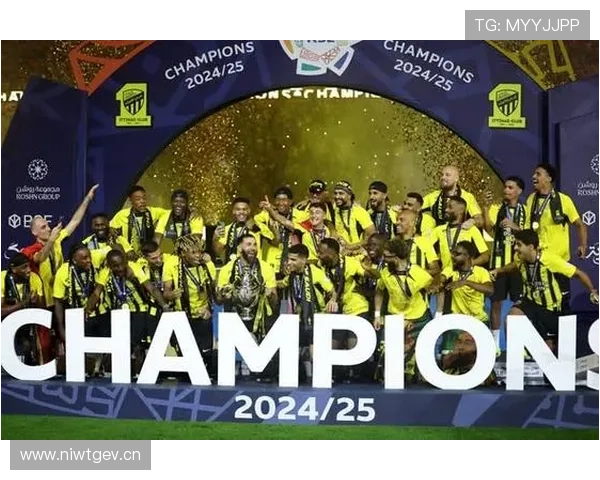 吉达联合争冠能力争议持续发酵,球队竞争稳定性面临考验 吉达联合争冠能力争议持续发酵,球队竞争稳定性面临考验